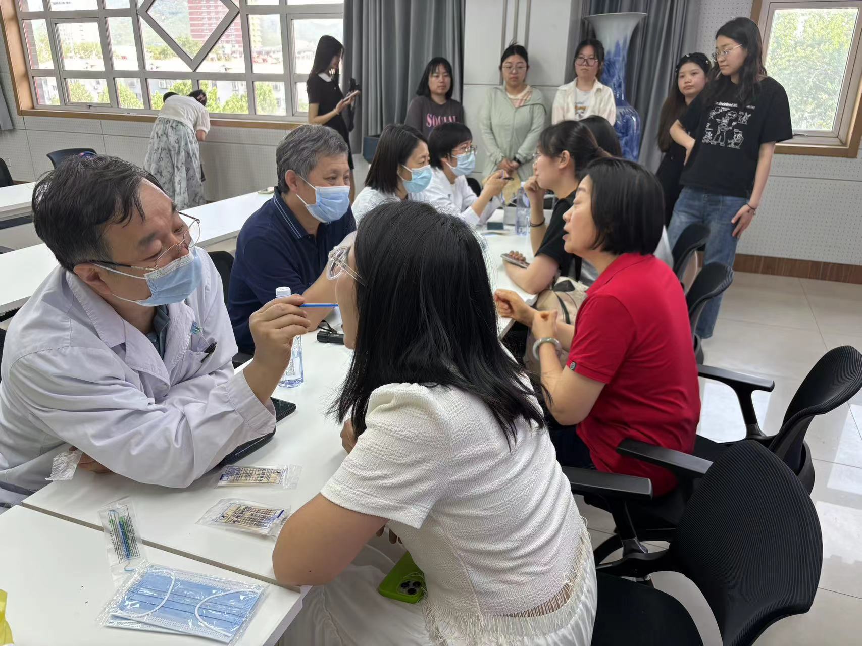 94fd814ba22549b26598759166cf25e